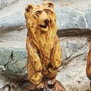 New! Chainsaw Carved Bear